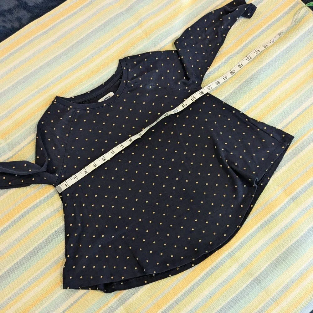 Old Navy blue & gold polka dot top size Medium (8)